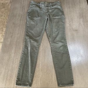 💛 Universal Thread Target Dark Olive Green Button Fly Skinny Jeans